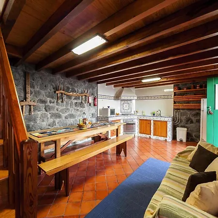 Holiday Home, Santo Amaro, Pico, Azores *